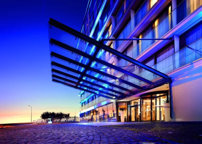 Marine Hotel & Ultra Marine *****